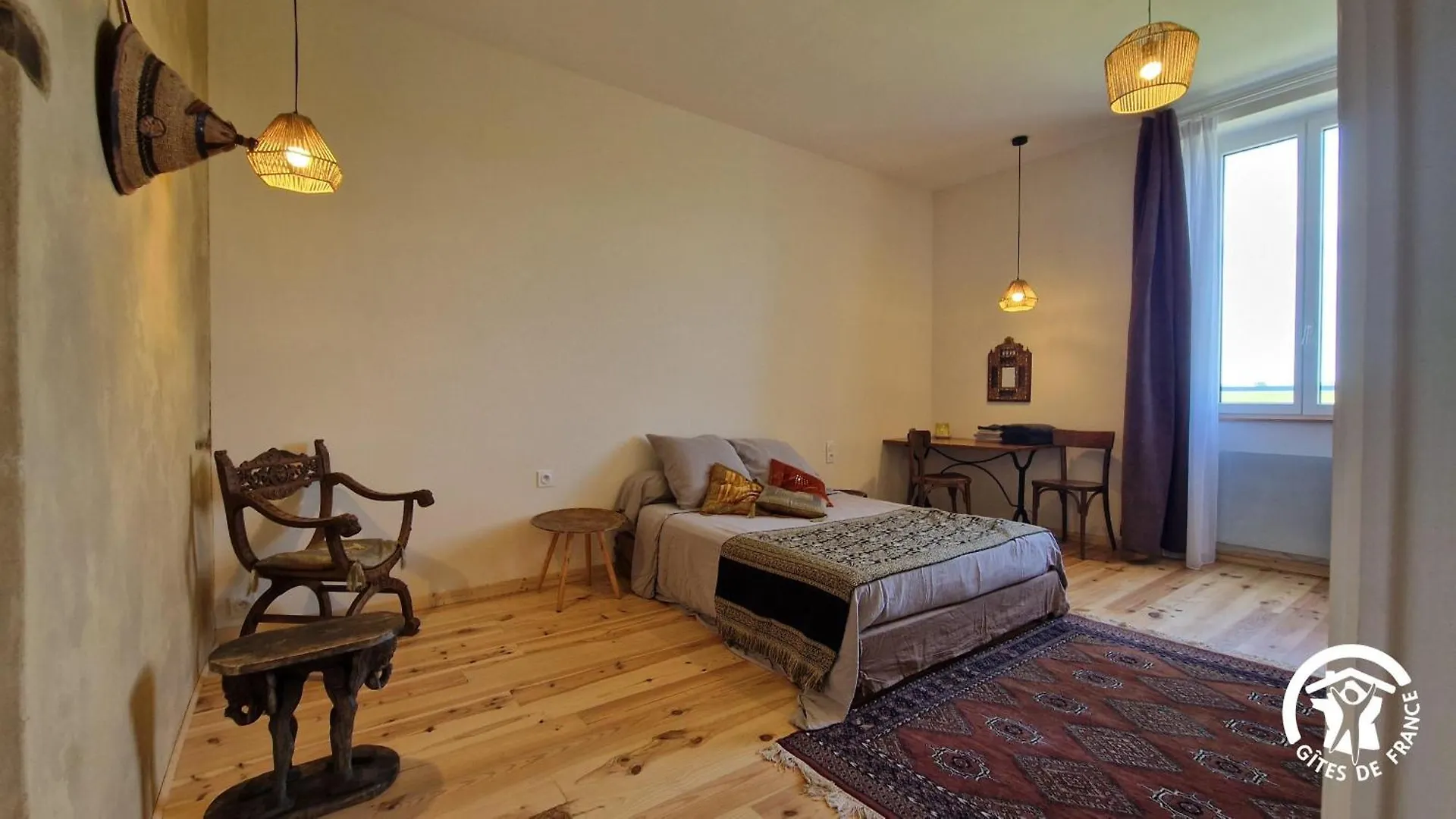 Aux Roses De Cedres Chambre Savane Salvagnac Bed & Breakfast