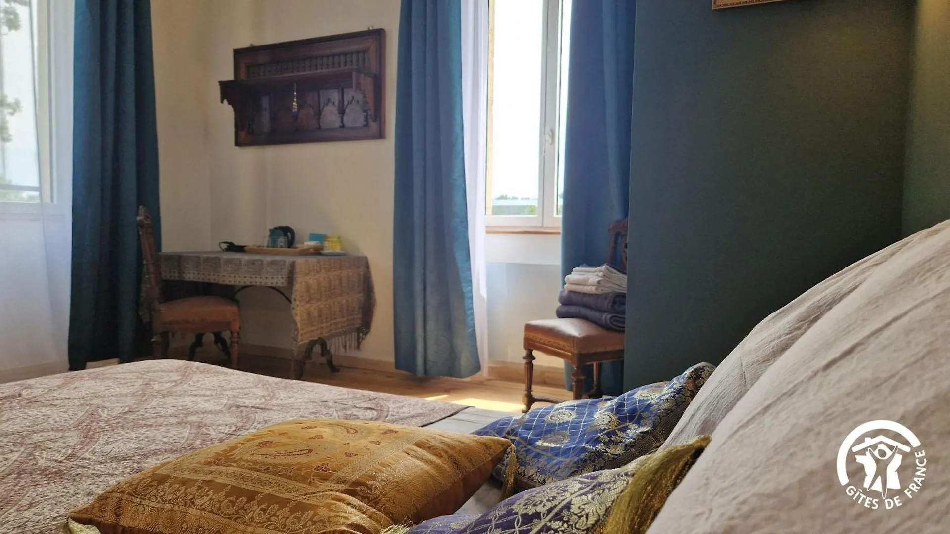 Aux Roses De Cedres Chambre Savane Salvagnac 0*,