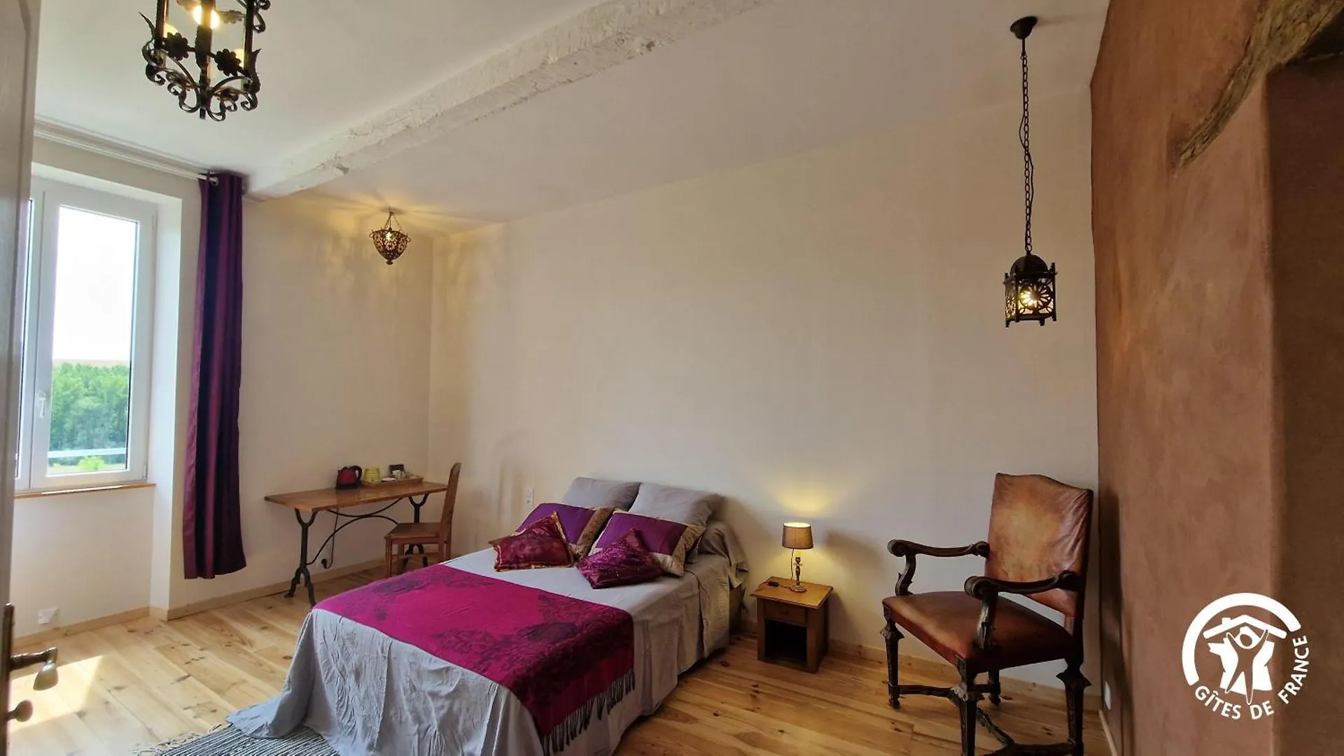Aux Roses De Cedres Chambre Savane Salvagnac 0*,