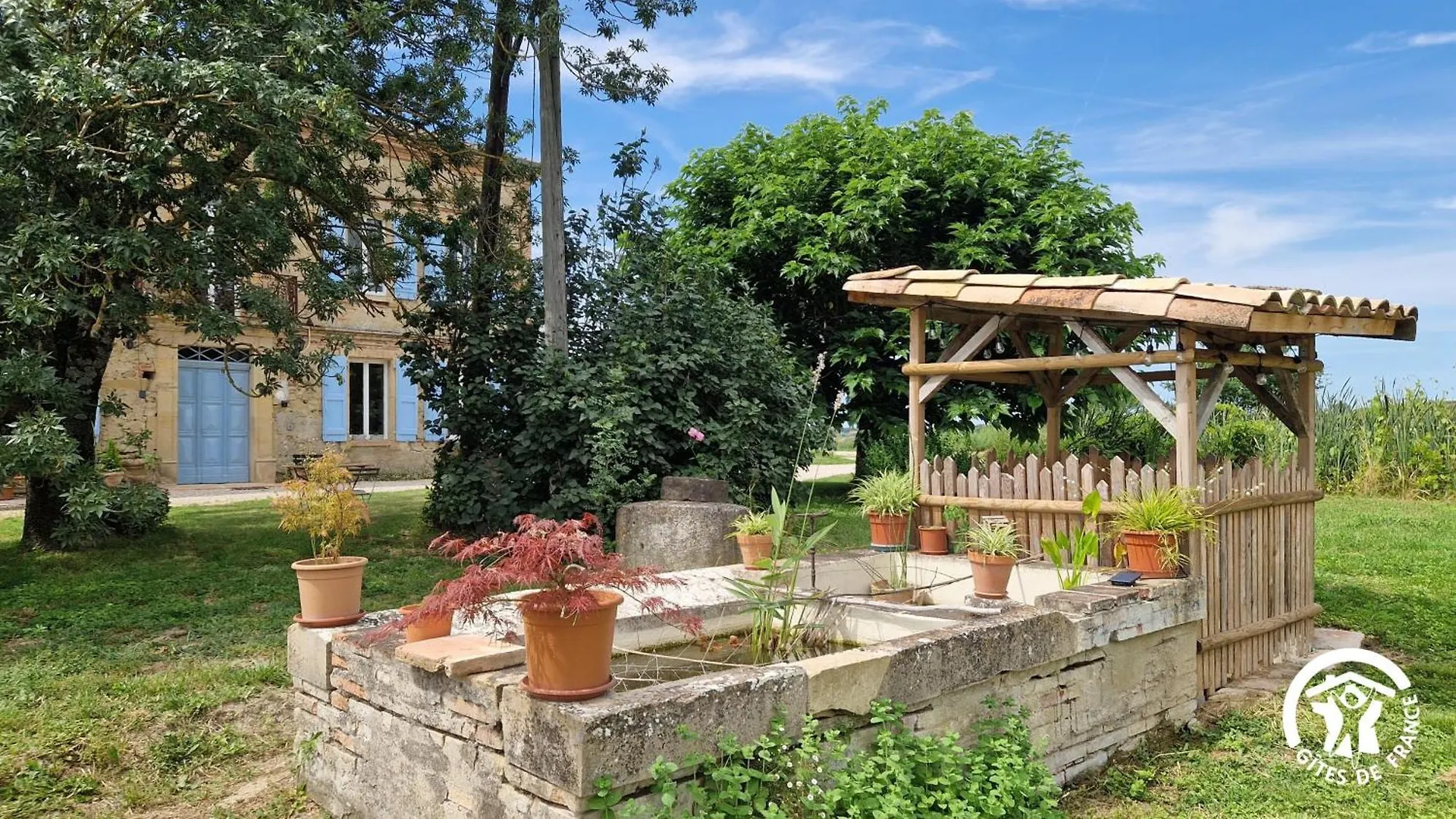 Aux Roses De Cedres Chambre Savane Salvagnac Bed & Breakfast