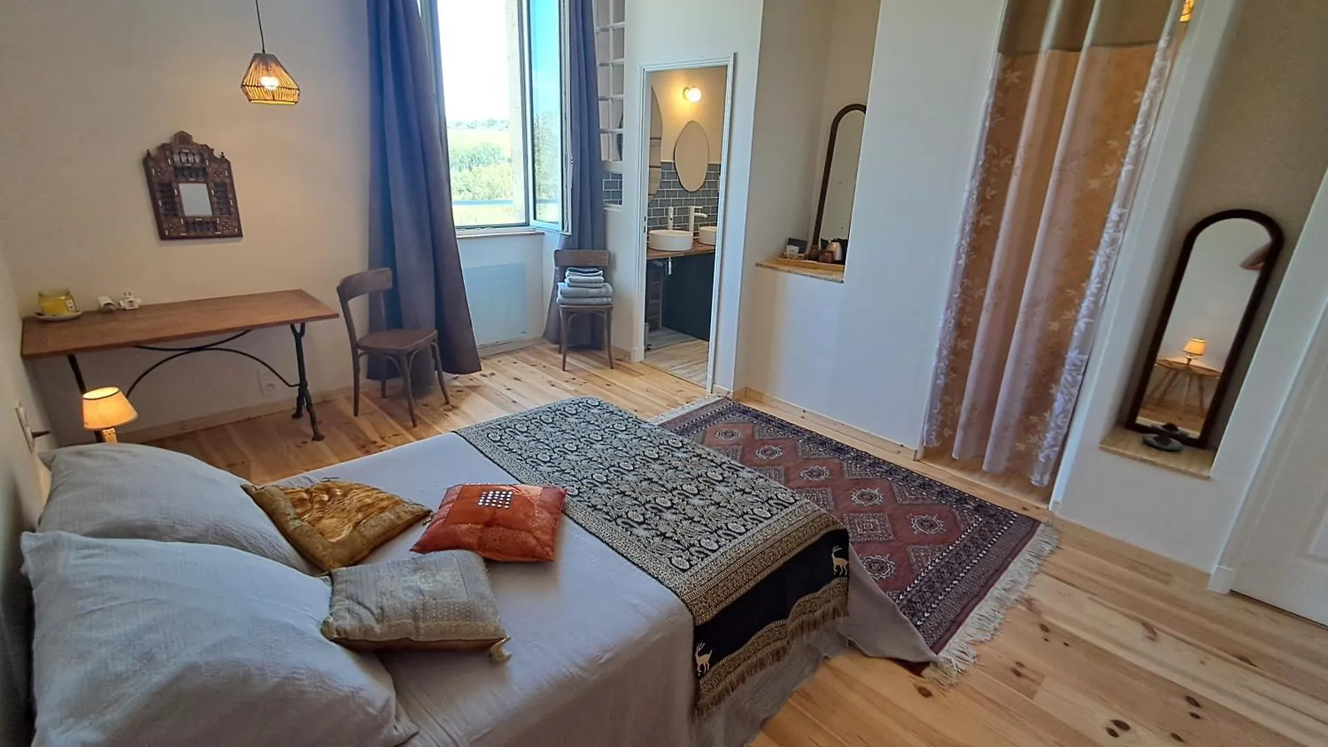 Bed & Breakfast Aux Roses De Cedres Chambre Savane Salvagnac